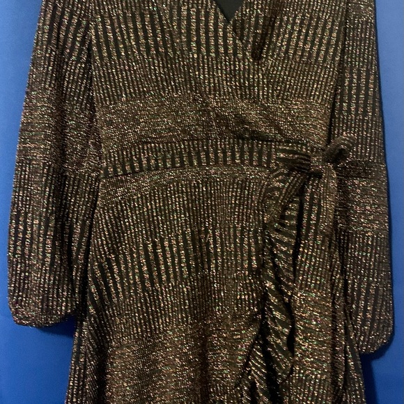 Girls size 6X sparkly dress. - Picture 4 of 7